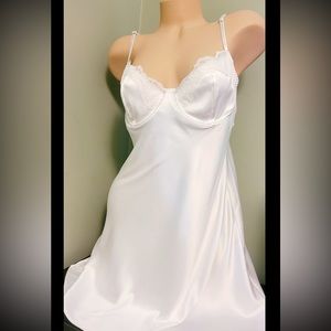 Viral tik tok getting ready bridal slip